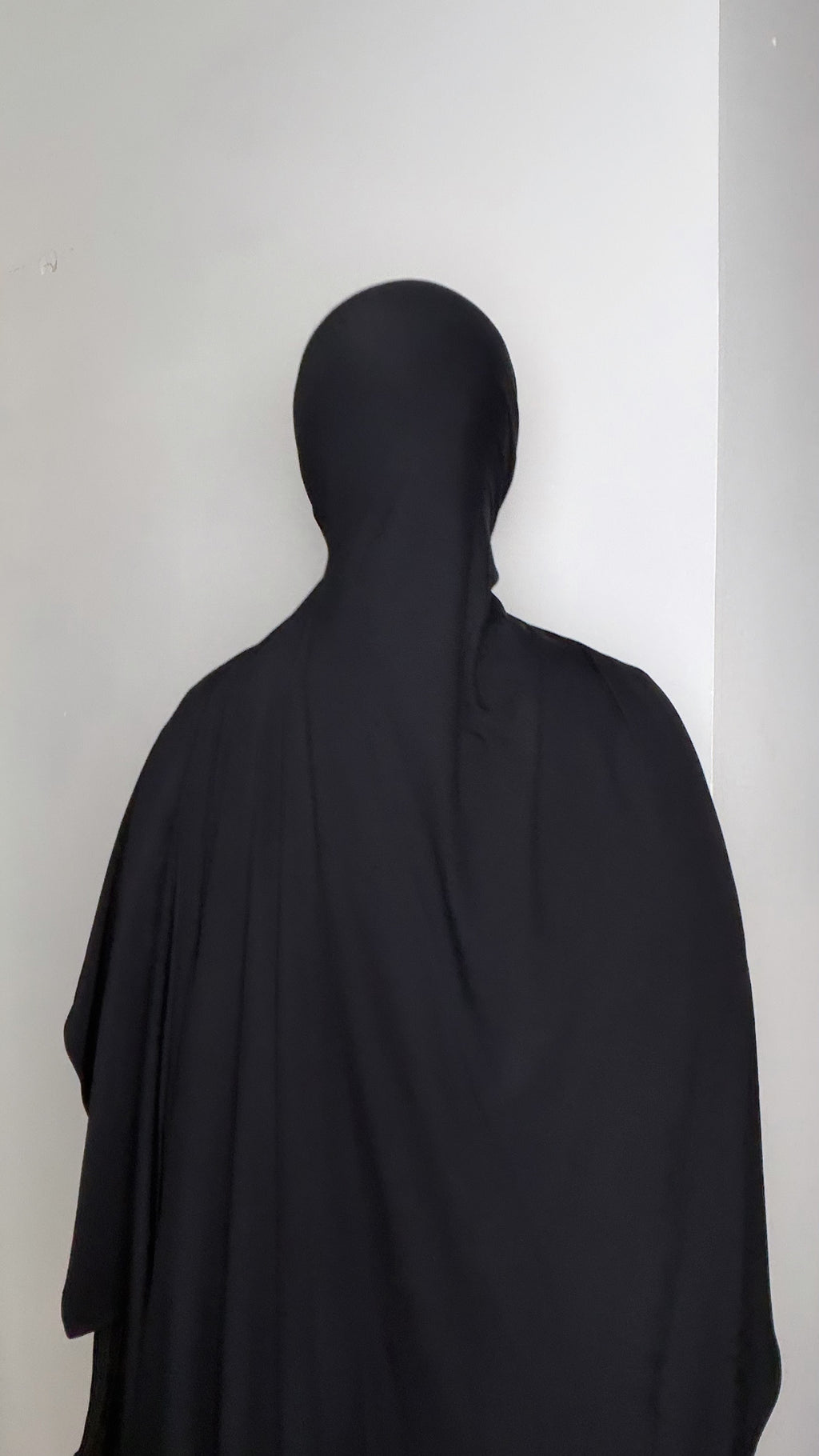 Hijab bambou Yuméa porté – voile doux, respirant et thermorégulant