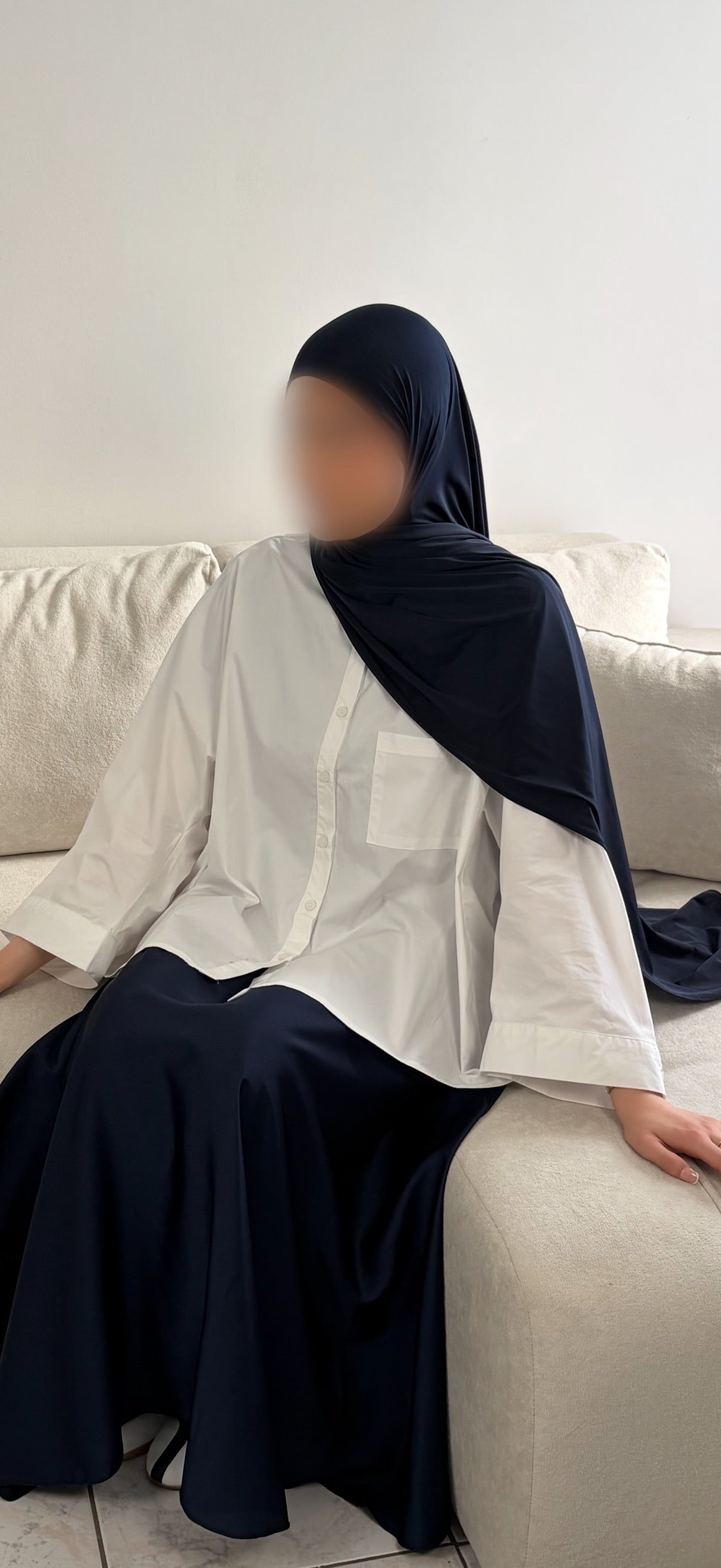 Jupe Satinée Longue – Tissu Brillant Élégant & Polyvalent