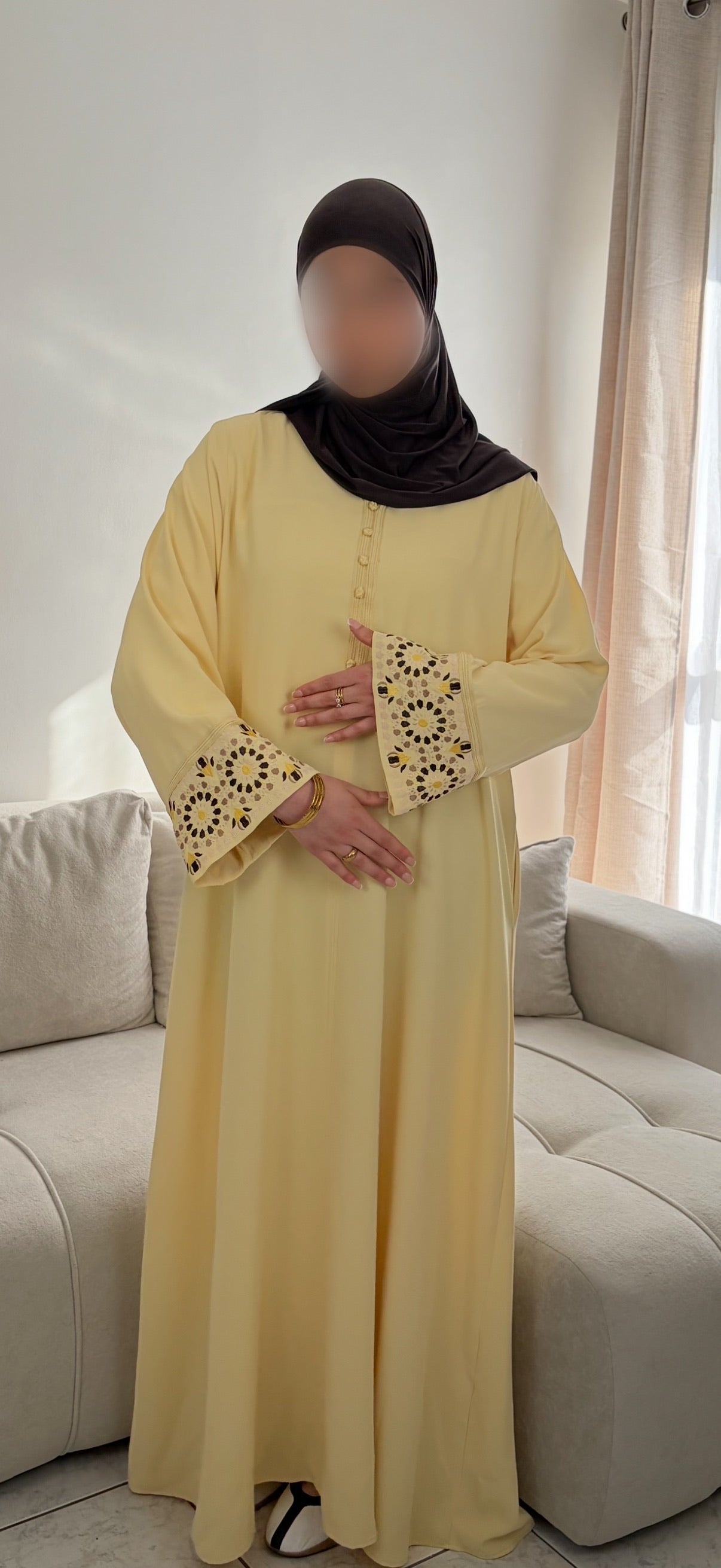 Abaya Orientale Florale – Robe Longue Modeste en Crêpe de Soie