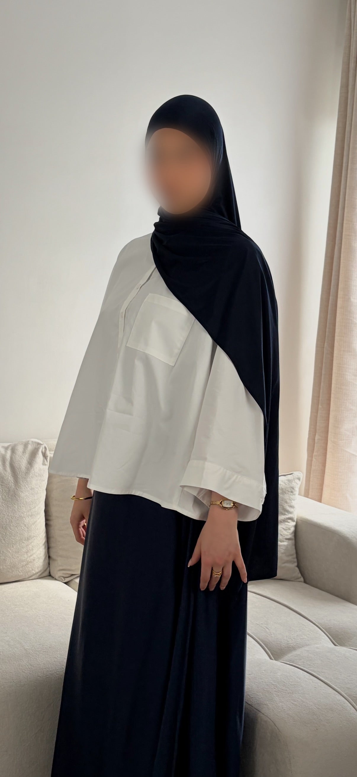 Jupe Satinée Longue – Tissu Brillant Élégant & Polyvalent