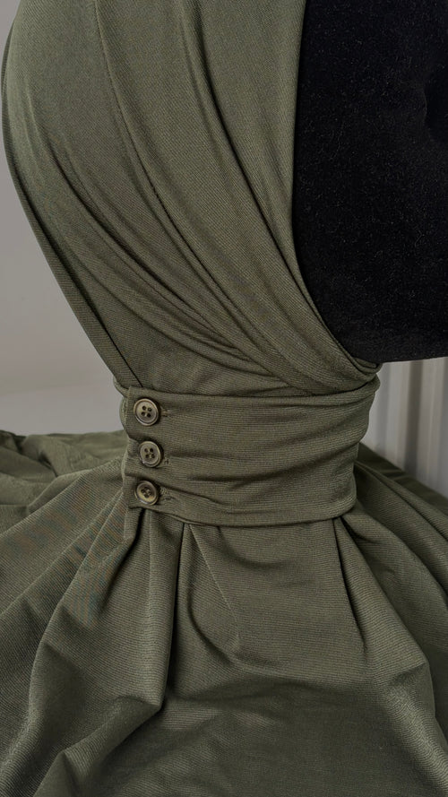 Cagoule Hijab à Enfiler avec Attache Boutonnée
