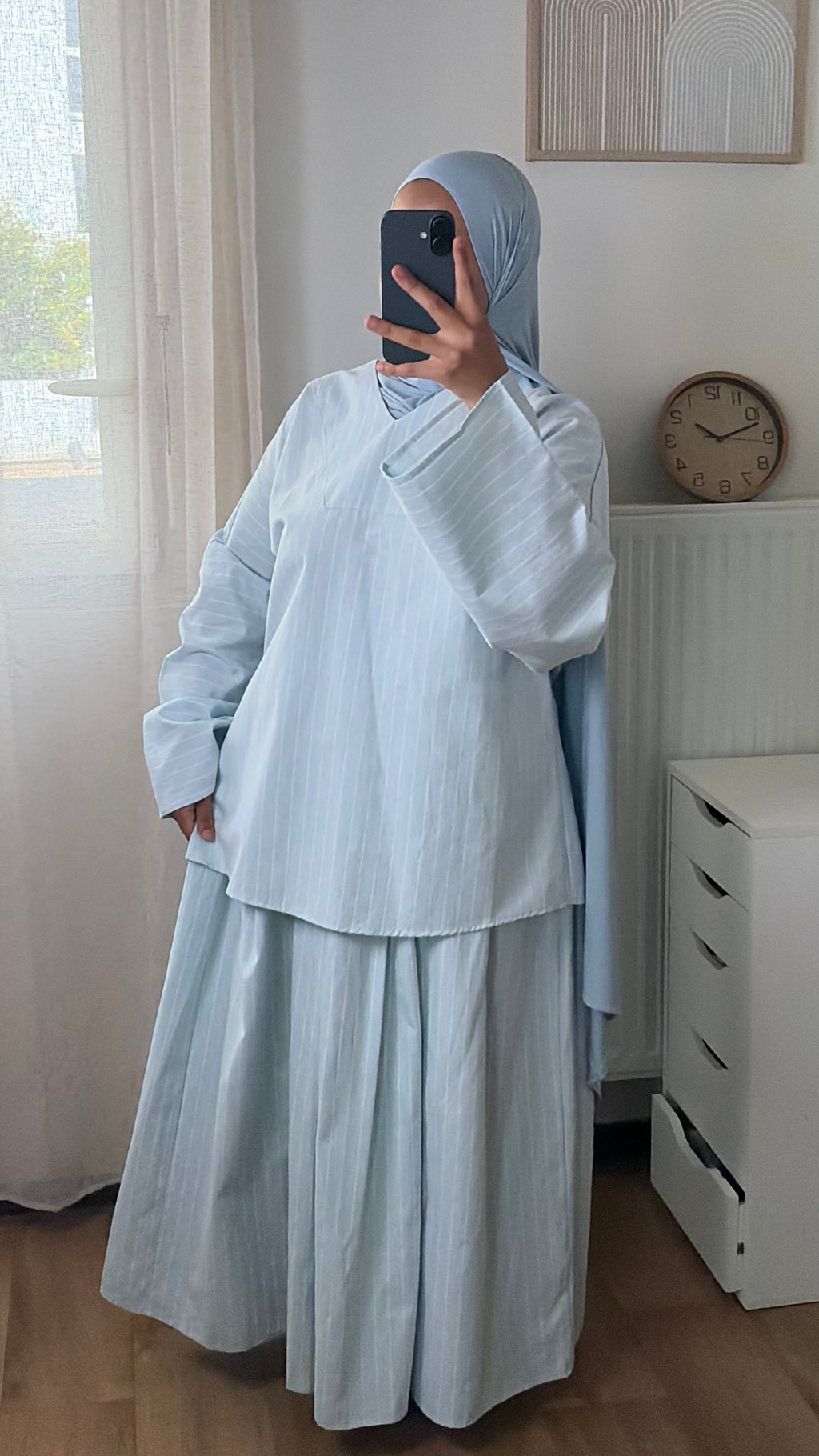 Ensemble Tunique et Jupe Longue à Fines Rayures