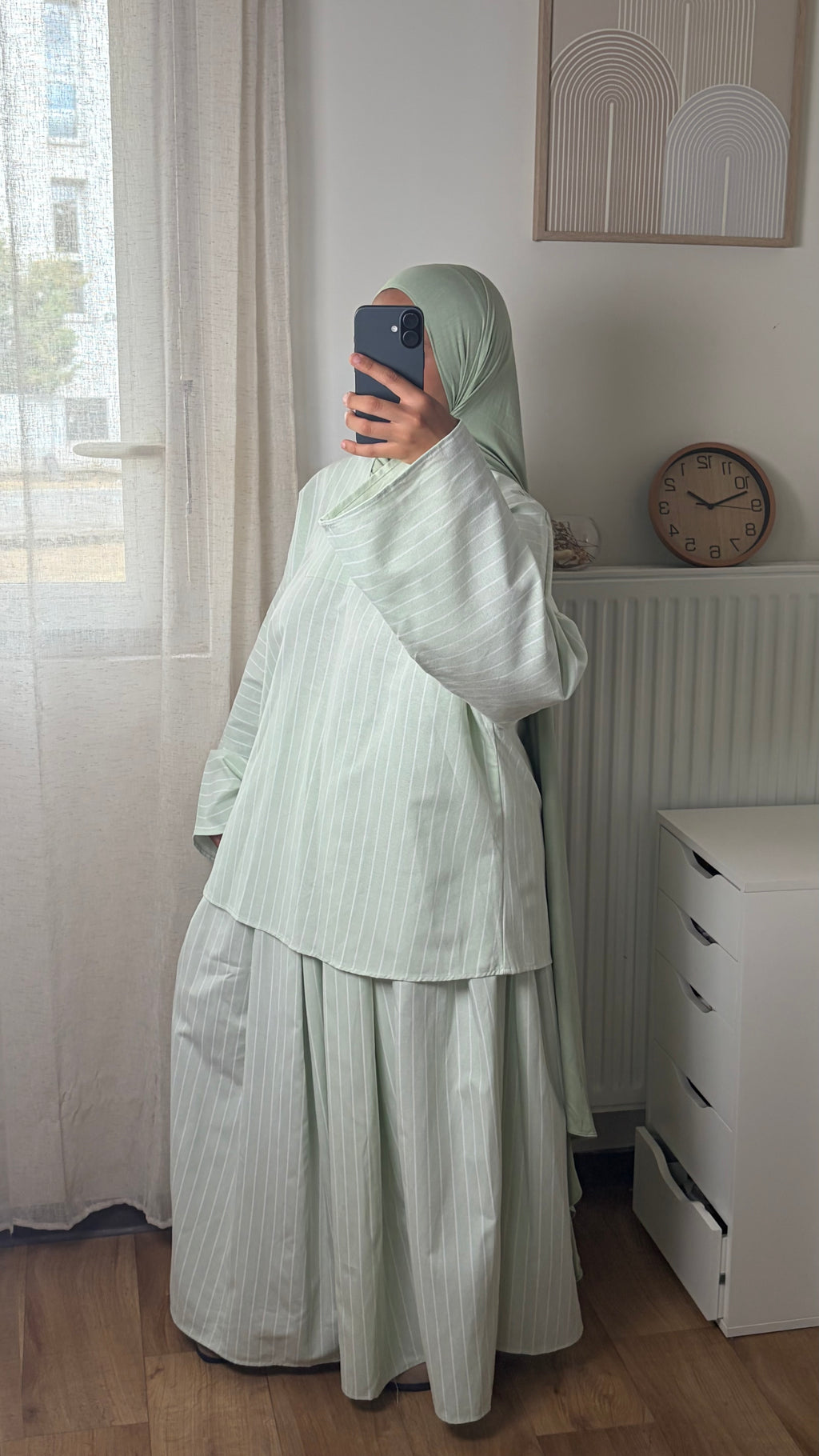 Ensemble Tunique et Jupe Longue à Fines Rayures