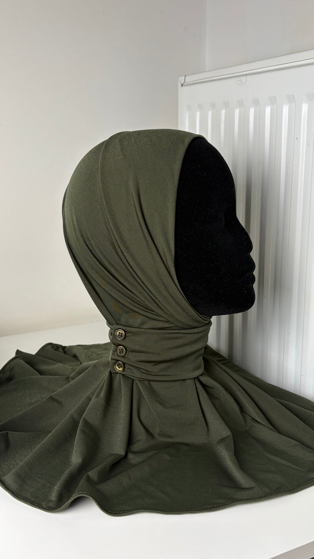 Cagoule Hijab à Enfiler avec Attache Boutonnée