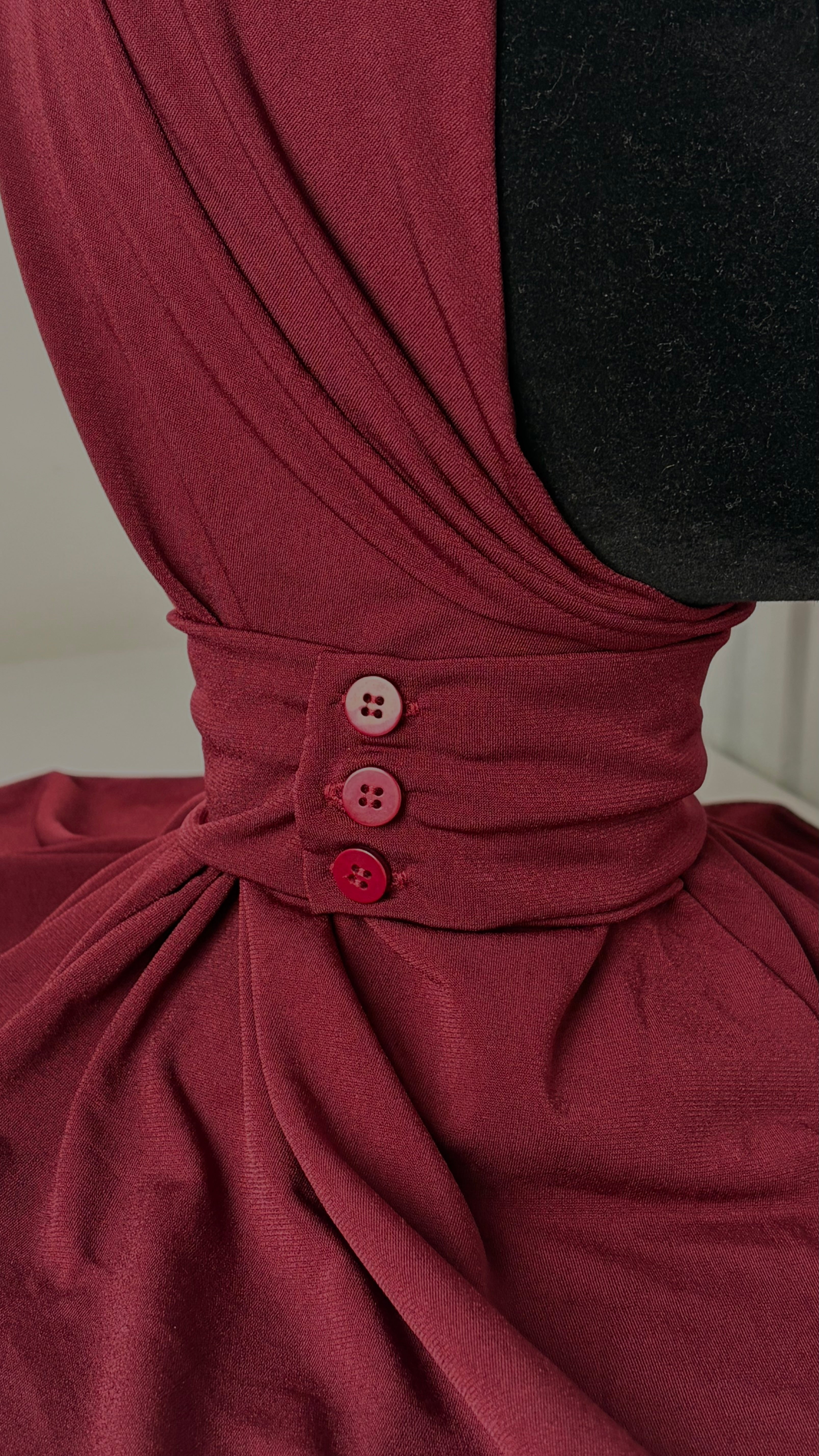Cagoule Hijab à Enfiler avec Attache Boutonnée