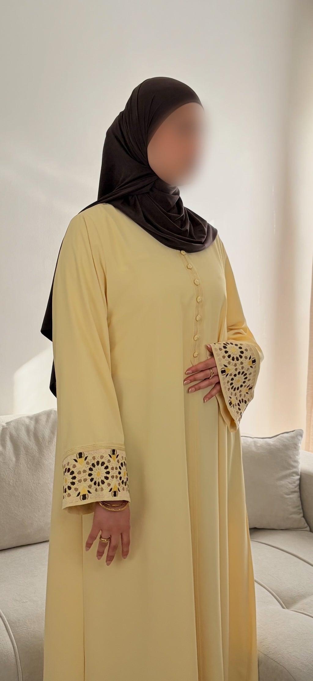 Abaya Orientale Florale – Robe Longue Modeste en Crêpe de Soie