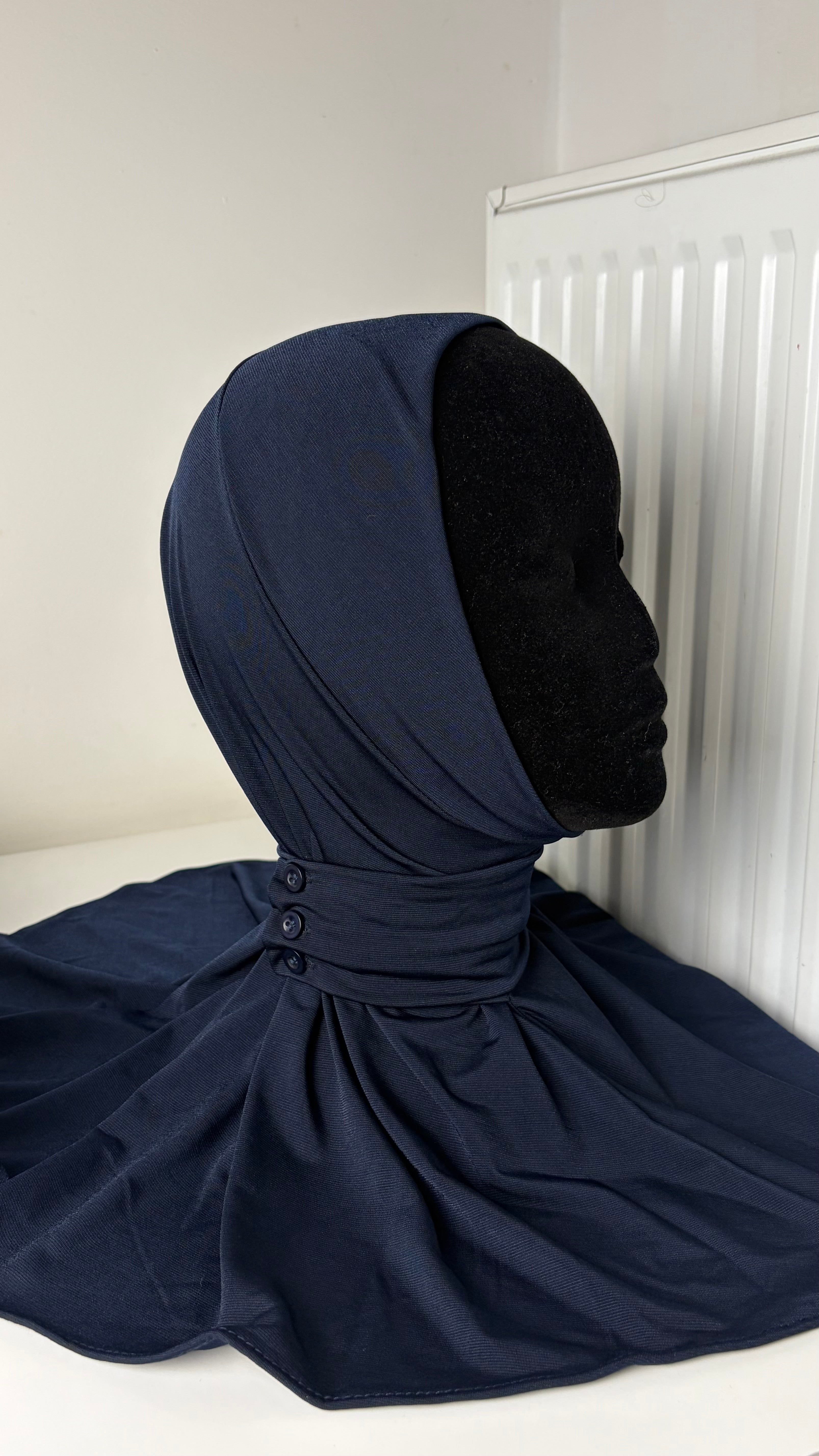 Cagoule Hijab à Enfiler avec Attache Boutonnée